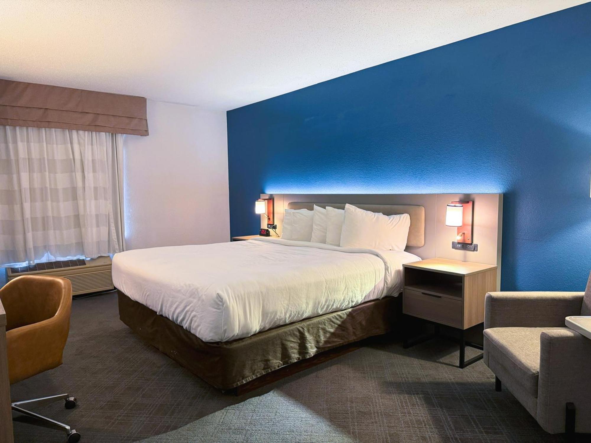 Comfort Inn & Suites Sheboygan I-43 Exteriör bild