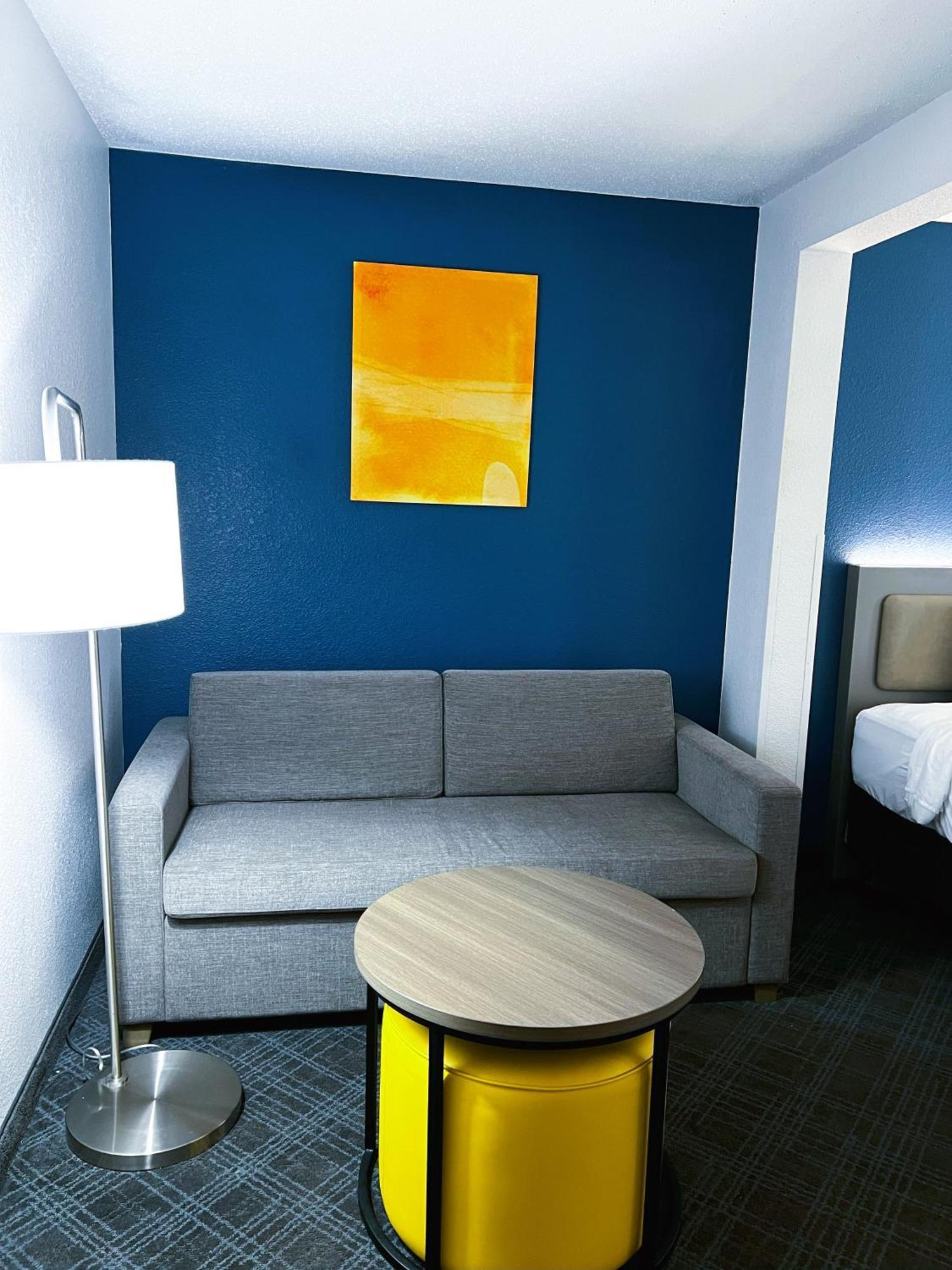 Comfort Inn & Suites Sheboygan I-43 Exteriör bild