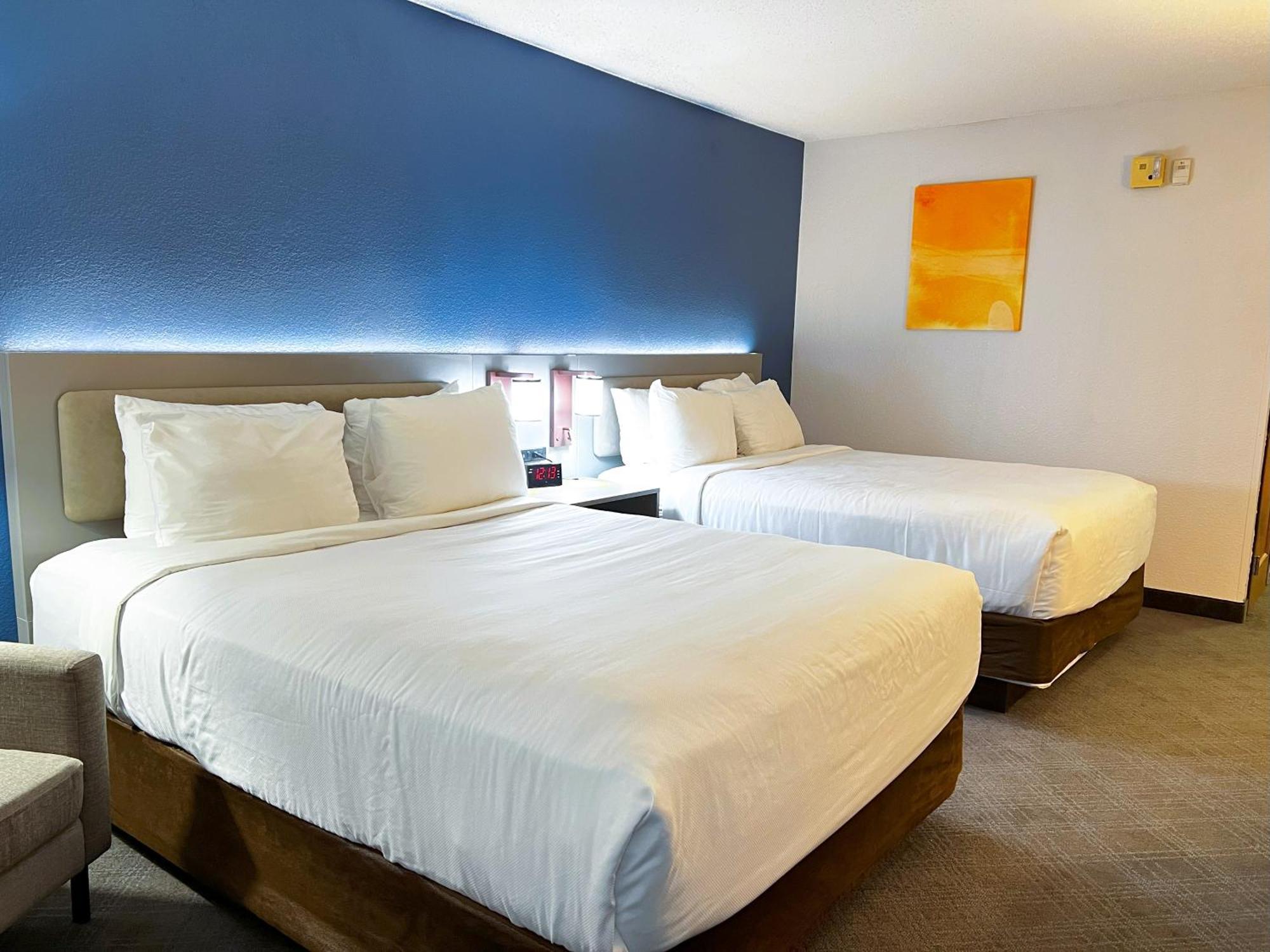 Comfort Inn & Suites Sheboygan I-43 Exteriör bild