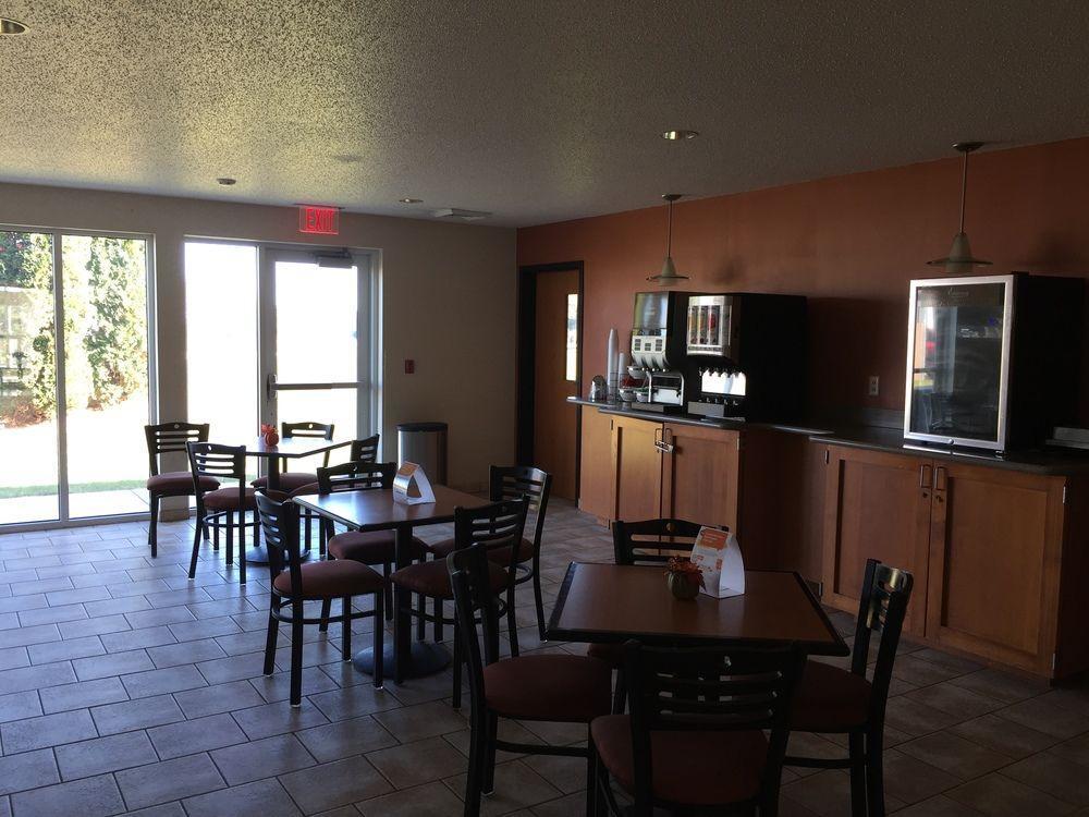 Comfort Inn & Suites Sheboygan I-43 Exteriör bild