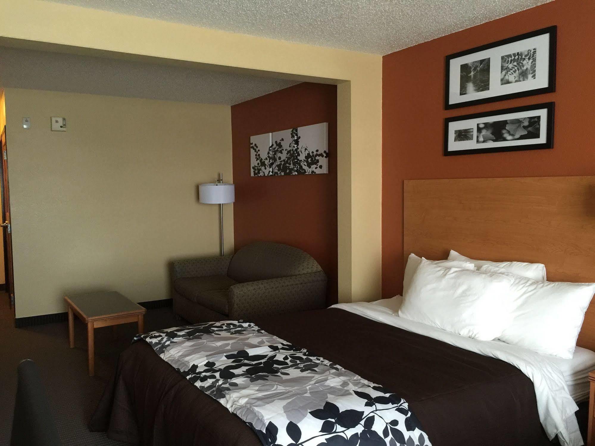 Comfort Inn & Suites Sheboygan I-43 Exteriör bild