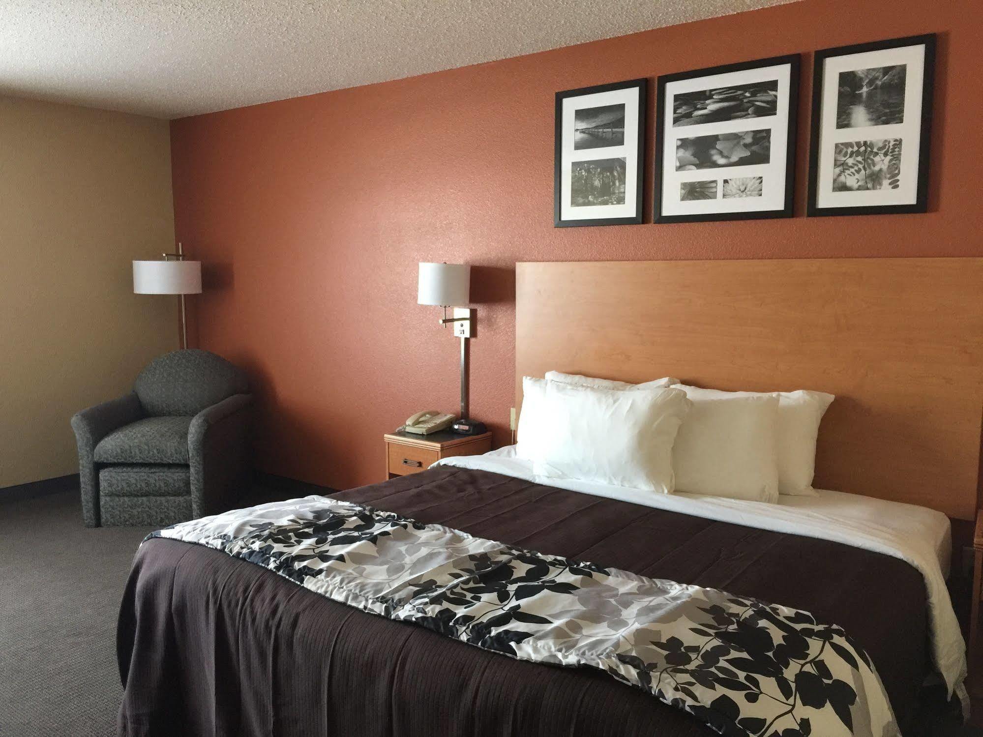 Comfort Inn & Suites Sheboygan I-43 Exteriör bild