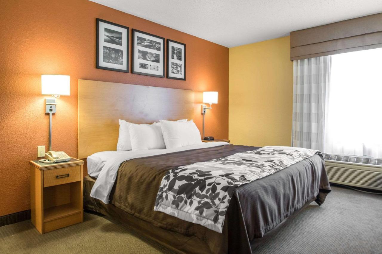 Comfort Inn & Suites Sheboygan I-43 Exteriör bild