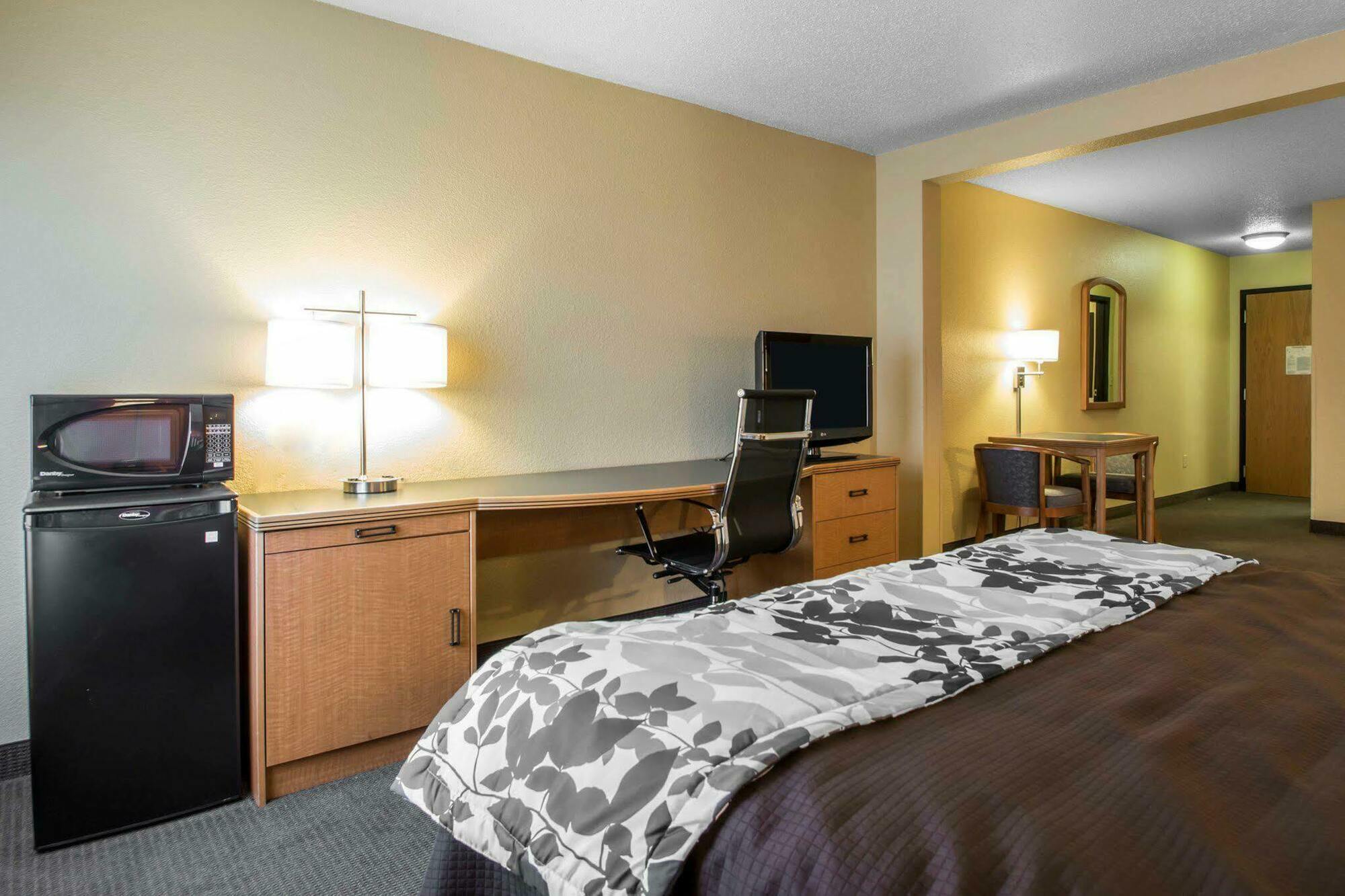 Sleep Inn & Suites Sheboygan I-43 Exteriör bild